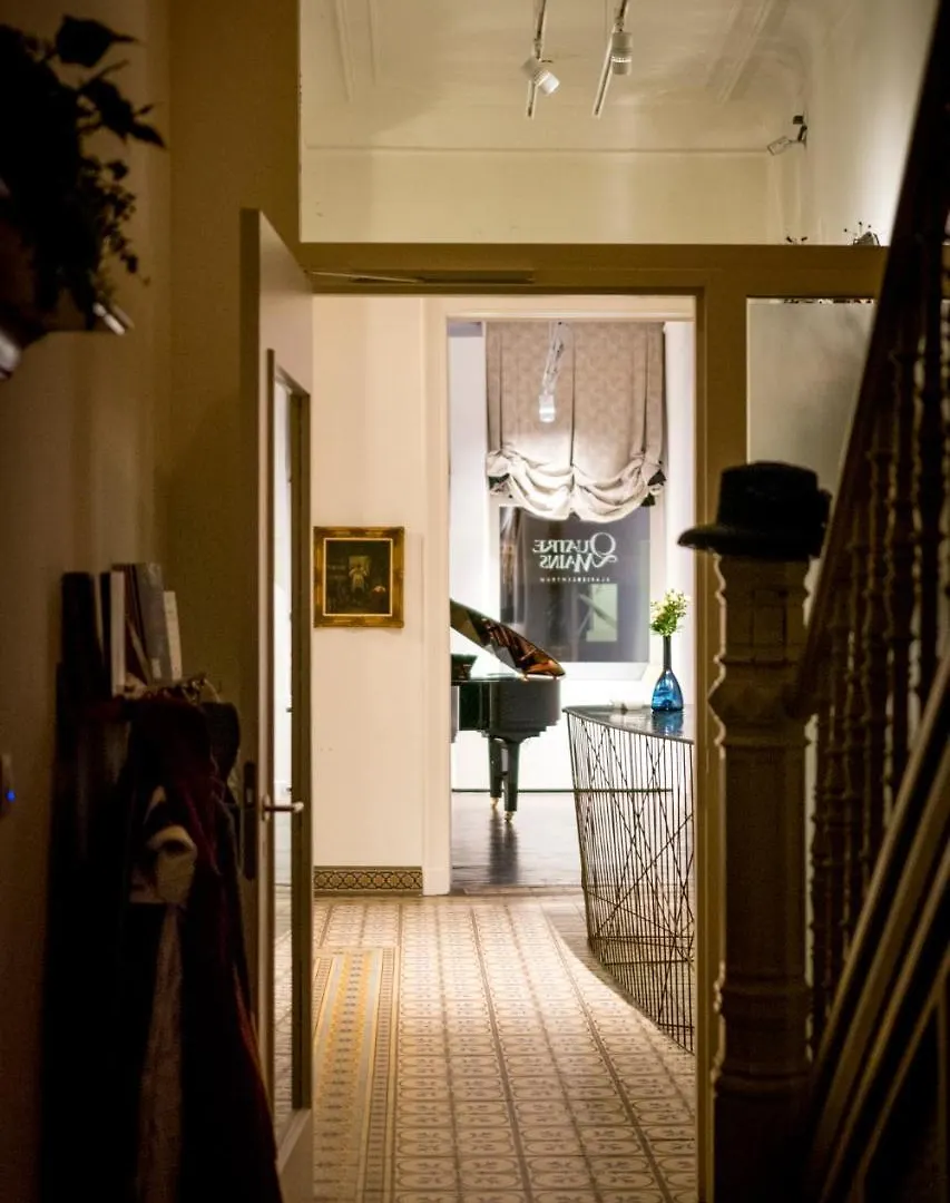 The Piano Guesthouse - Kwaadham52 Gand Alloggio in famiglia